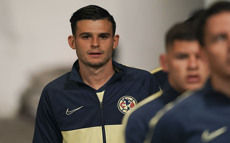 Miguel Herrera confirma la continuidad del colombiano Nico Benedetti (Imago7)