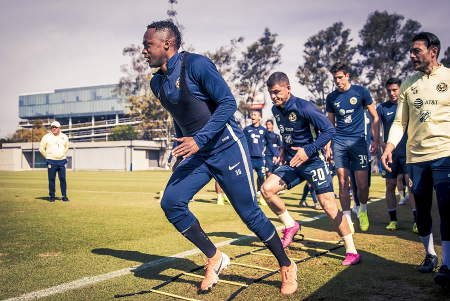 El ecuatoriano  se mostró activo en la práctica de hoy en Coapa. FOTO: @ClubAmerica