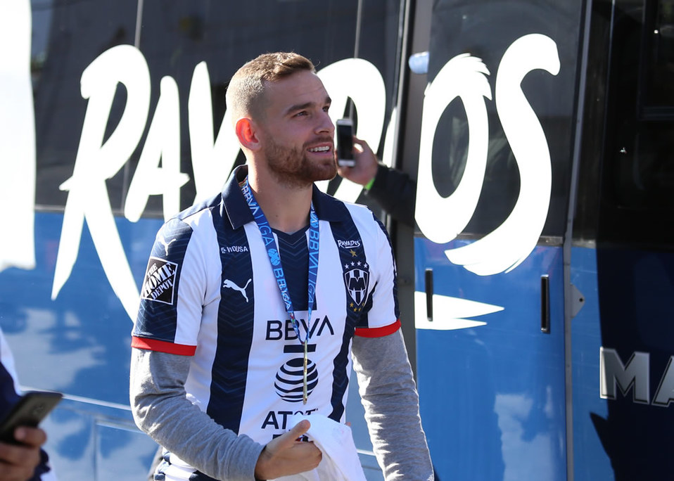 El holandés celebrando su primer título en su carrera.  (Imago 7)