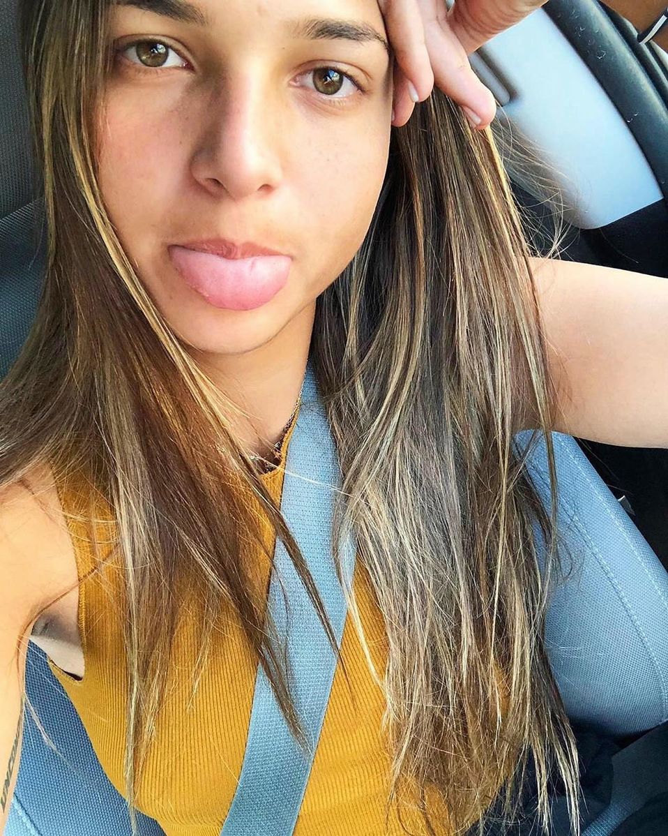 Ella es Deyna Castellanos, una talentosa y bellísima futbolista que es orgullosamente latina.