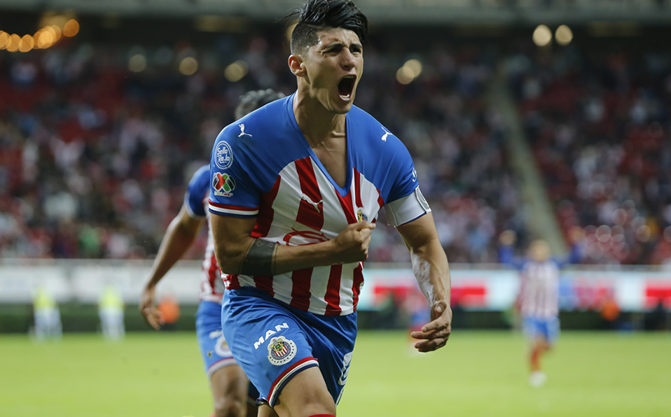Delantero: Alan Pulido - Chivas (Imago7)