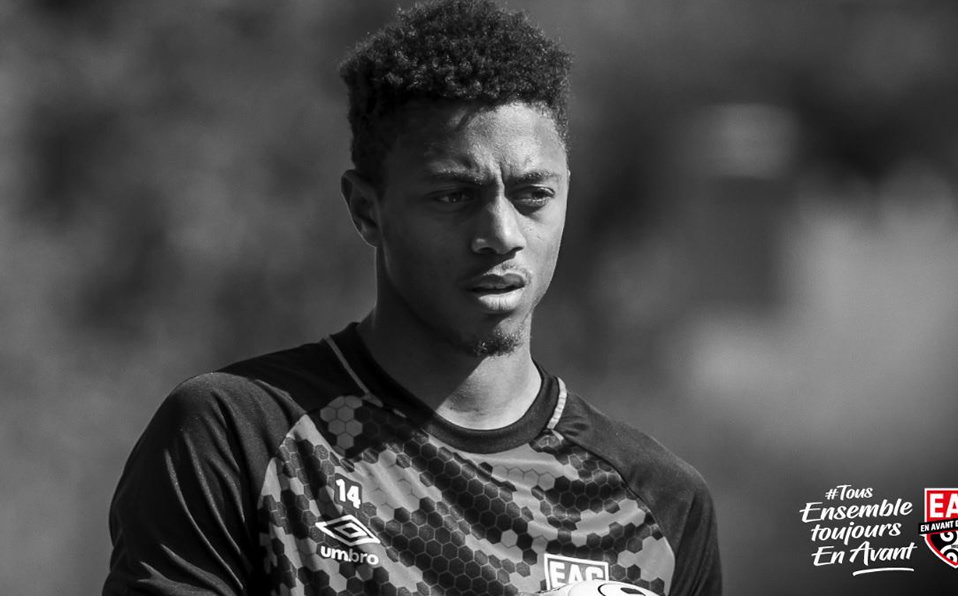 Fallece Nathael Julan, jugador del Guinamp, en un accidente de auto (Twitter @EAGuingamp)