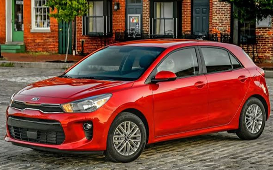 7.-KIA Río: pasó del noveno al séptimo lugar en ventas de México en 12 meses.