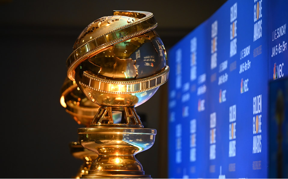 Los trofeos se colocan en el escenario antes del anuncio de las 77 nominaciones anuales. (Foto: AFP)