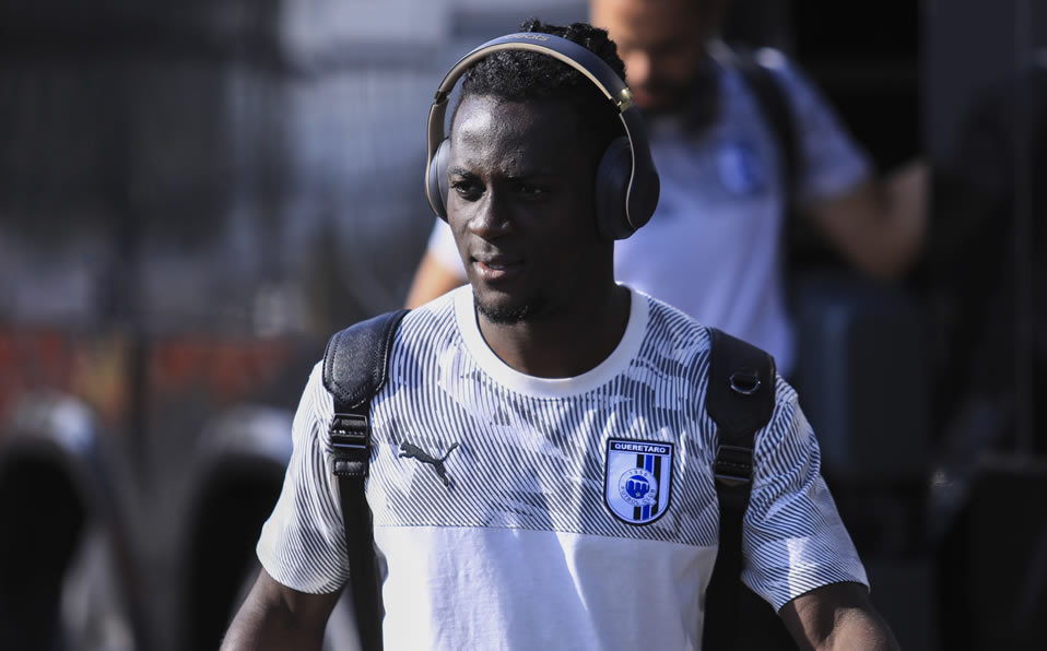 Aké Loba siempre sí llegará a Rayados. Foto: Imago7