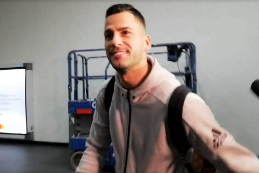 Edgar Méndez apenas habló a su llegada a la Ciudad de México.