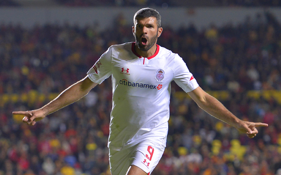Emmanuel Gigliotti anota el primer gol del Clausura 2020 (Imago7)