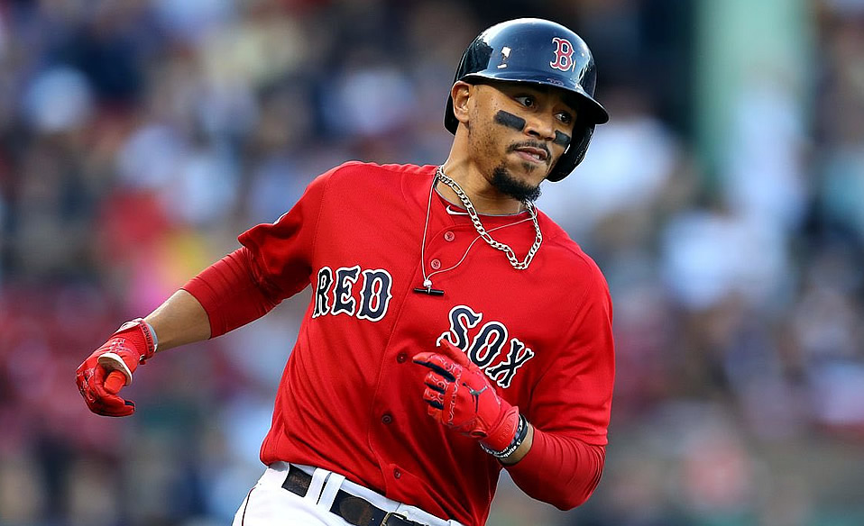 ¡Firma récord! Mookie se queda con los Red Sox