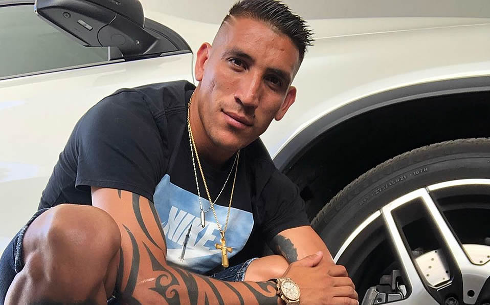 Una pequeña condición al contrato del jugador. (adrianricardo1993)