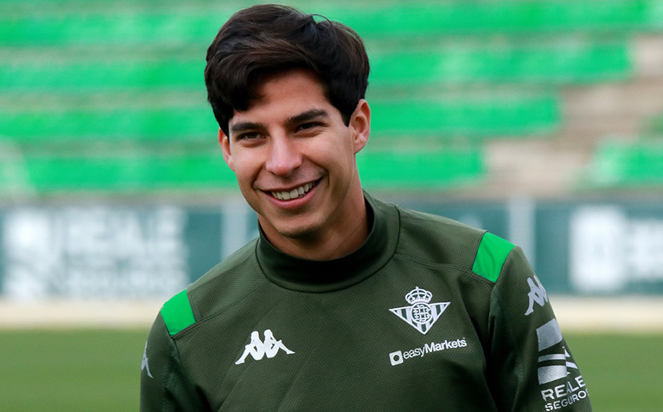 Diego Lainez, titular en la Copa del Rey con el Betis ante Portugalete (Twitter @RealBetis)