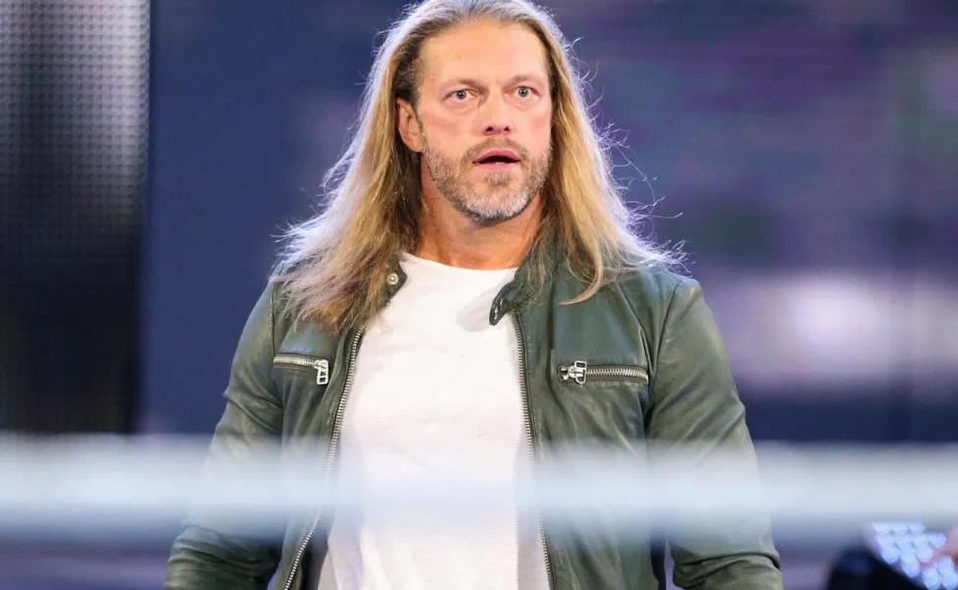Edge: Se dice que firmó un nuevo contrato con WWE, el cual incluiría su regreso al ring.