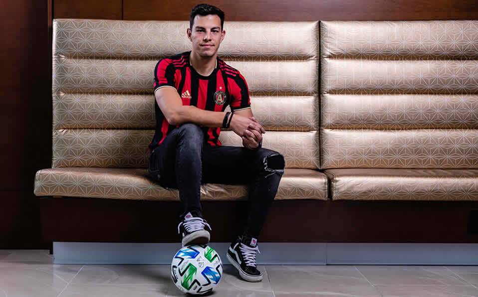6. Fernando Meza - Atlanta United (Twitter @ATLUTD)