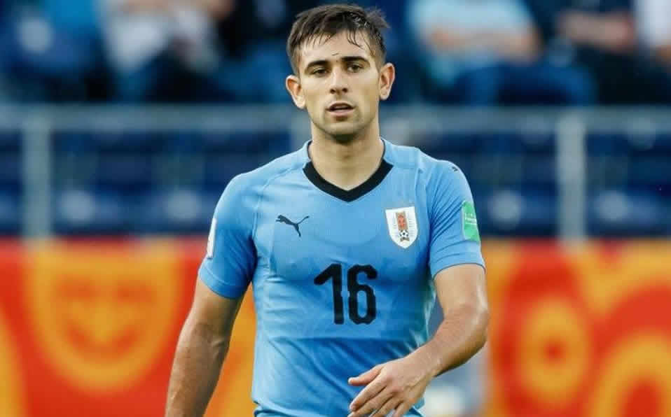 Nicolás Acevedo toma ventaja para suplir a Guido Rodríguez en América (Twitter @JorgeCPicon)