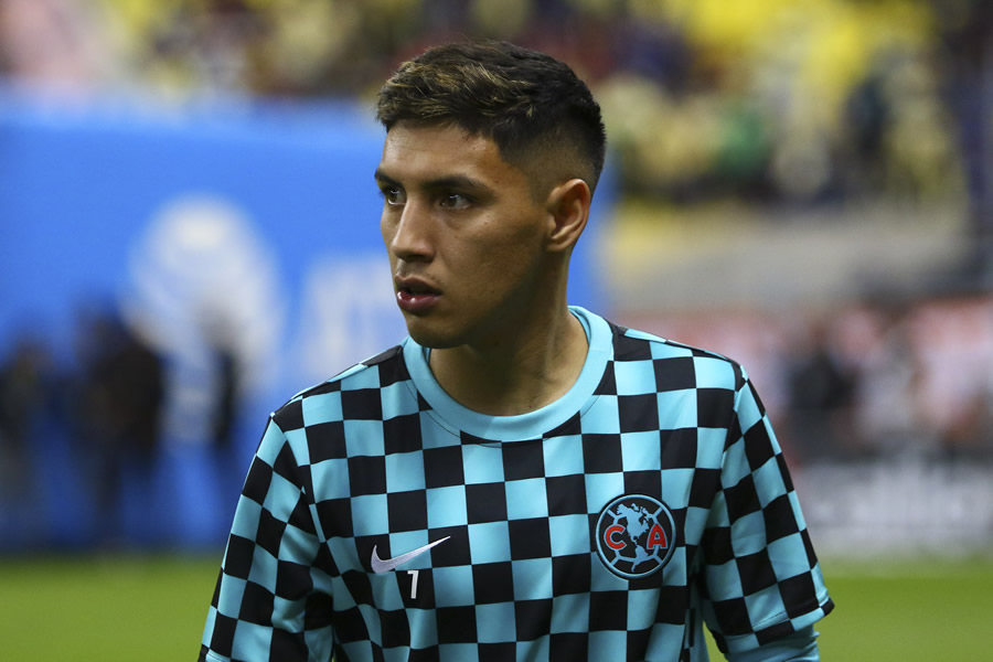 Leonel Suárez también debutó en el futbol mexicano, de cambio. (Foto: Imago7)