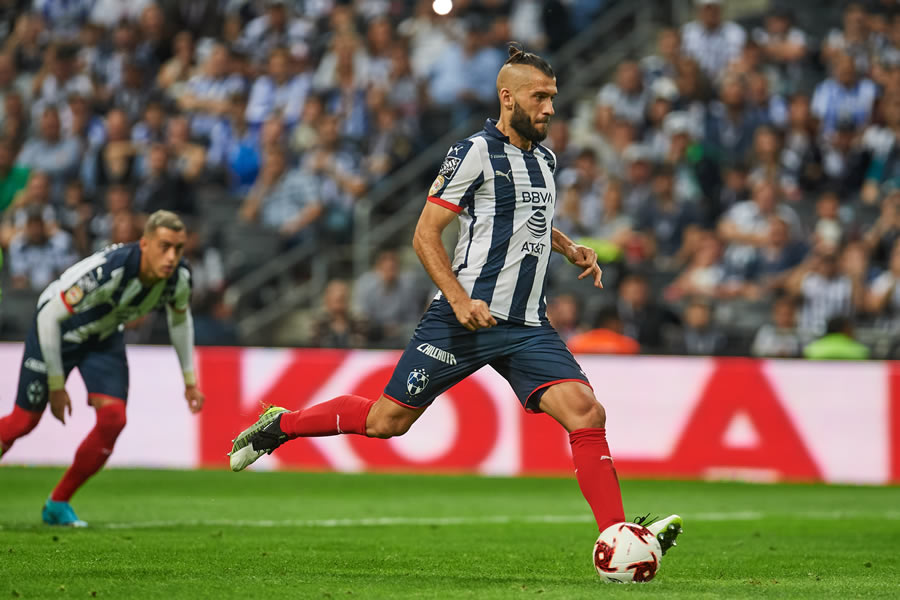 El zaguero suma 25 anotaciones con Rayados en la Liga MX. FOTO: Mexsport.