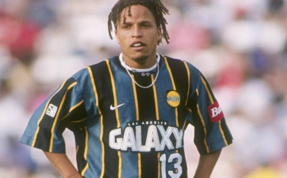 Cobi Jones: Se convirtió en leyenda tras militar en el equipo por 11 años
