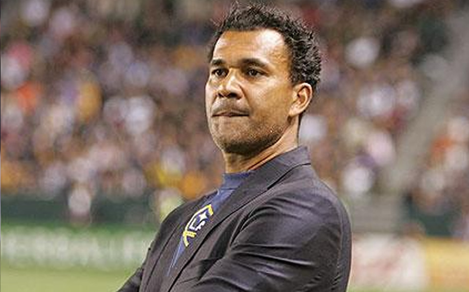 Ruud Gullit: Fue estratega en 2007 aunque con un paso discreto
