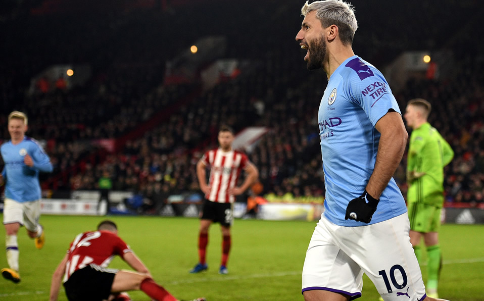 Sergio Agüero tras anotar el gol del triunfo. (Foto: AFP)