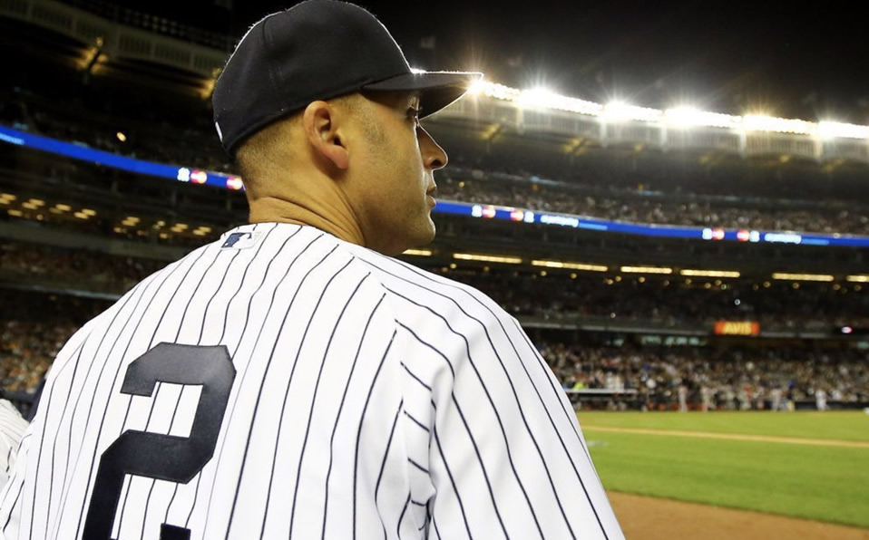 Los Yankees retiraron el número 2 de Jeter. (Foto: @@ThePickstars)