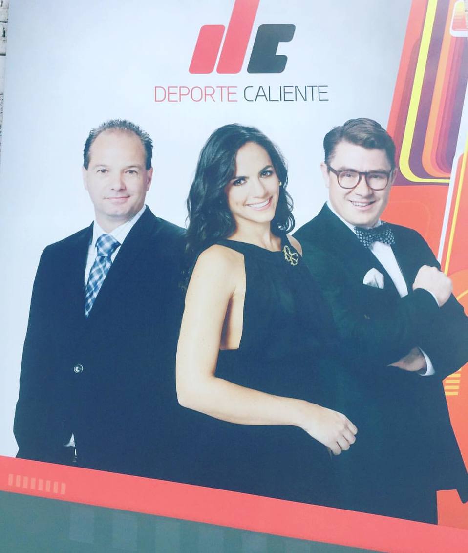 Deporte Caliente fue uno de sus programas más conocidos junto a Luis García y Antonio Rosique.