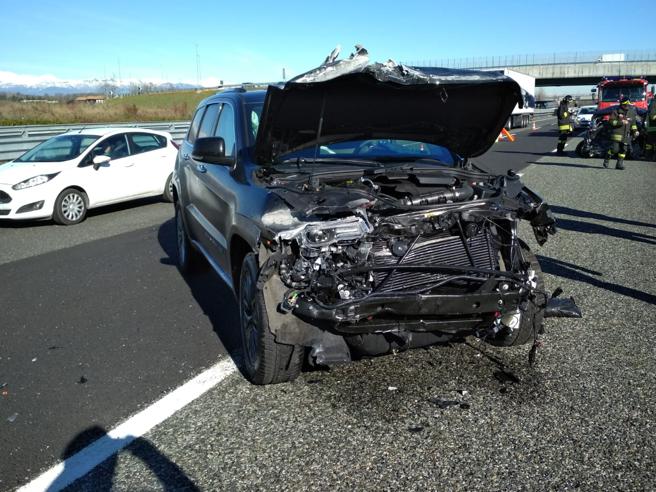 Douglas Costa se estrelló su Jeep Cherokee en febrero de 2019.