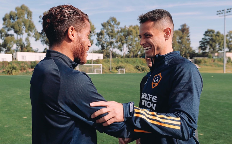 Jonathan Dos Santos reafirma la condición de 'leyenda' de Chicharito (@LAGalaxy_Es)