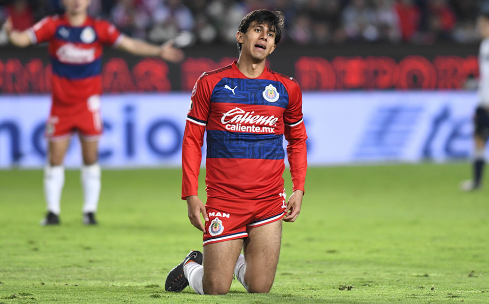 José Juan Macías, descartado para el juego entre Chivas y Toluca (Imago7)
