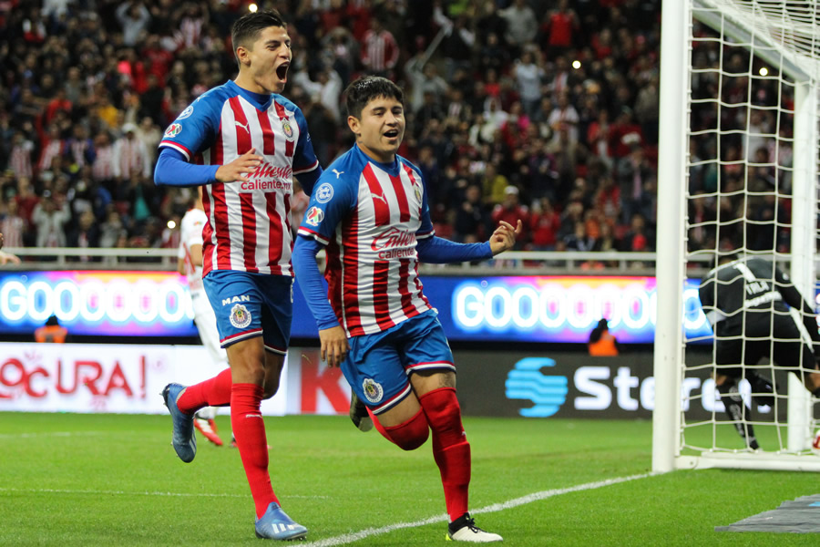 La Chofis López celebra el 2-1 parcial. (Foto: Imago7)