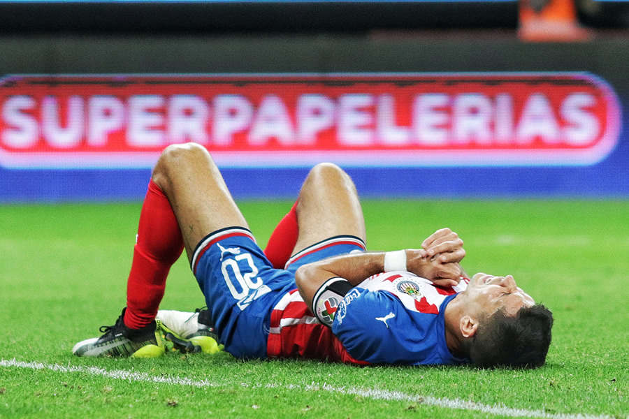 Jesús Molina se lamenta después del segundo gol de Toluca. (Foto: Imago7)