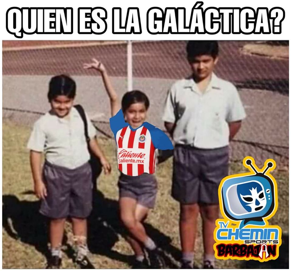 Las Chivas y el VAR fueron separados al nacer, pero cada jornada se unen en los memes.