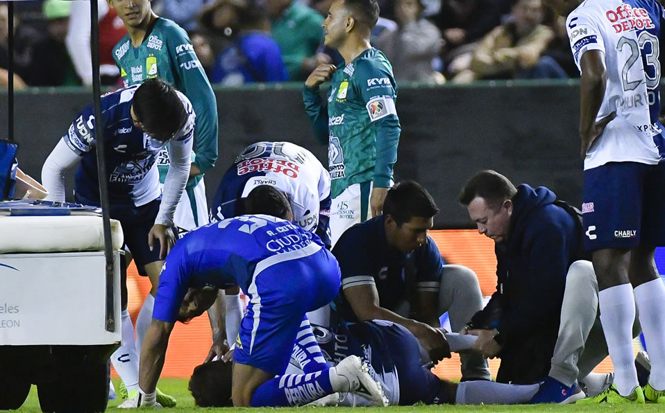 Eugenio Pizzuto debutó en primera y a los pocos minutos se fracturó (FOTO: Imago7)