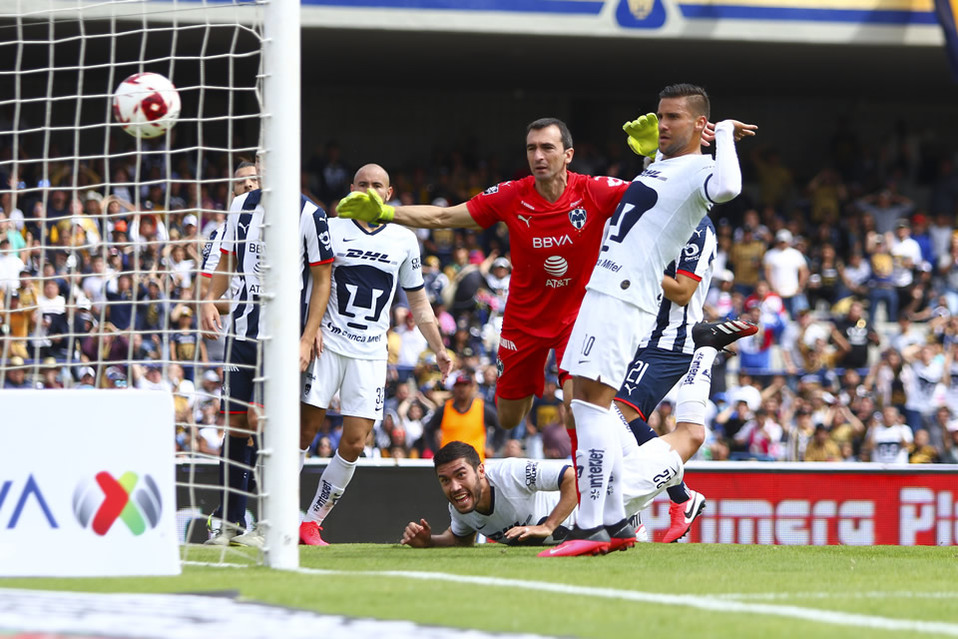 Pumas le pegó al Campeón y es líder (FOTO: Imago7)