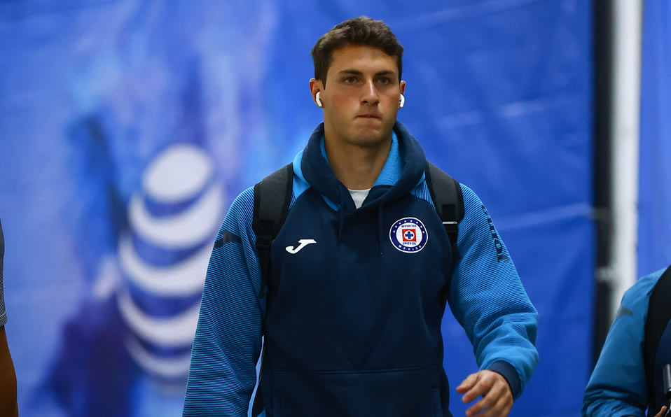 Santiago Jiménez deberá ganar confianza de forma pronta. Foto: Imago7
