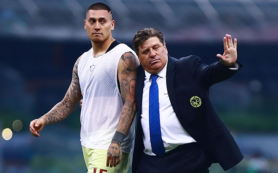El Piojo aseguró que Castillo es un profesional. (Imago7)