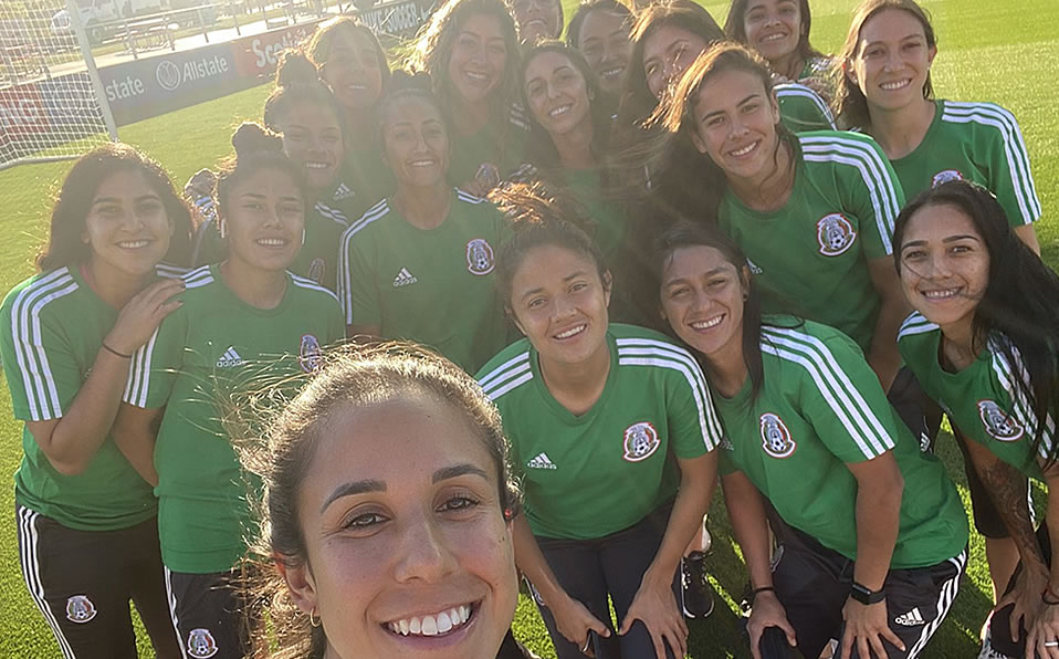 Las aztecas se medirán a Jamaica. (@Bfromthe_BAYY)