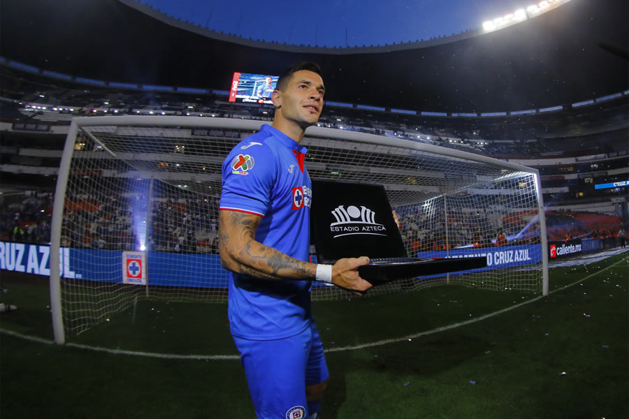 Milton Caraglio anotó el gol 10 mil en la historia del Estadio Azteca, en abril de 2019. FOTO: Imago7.