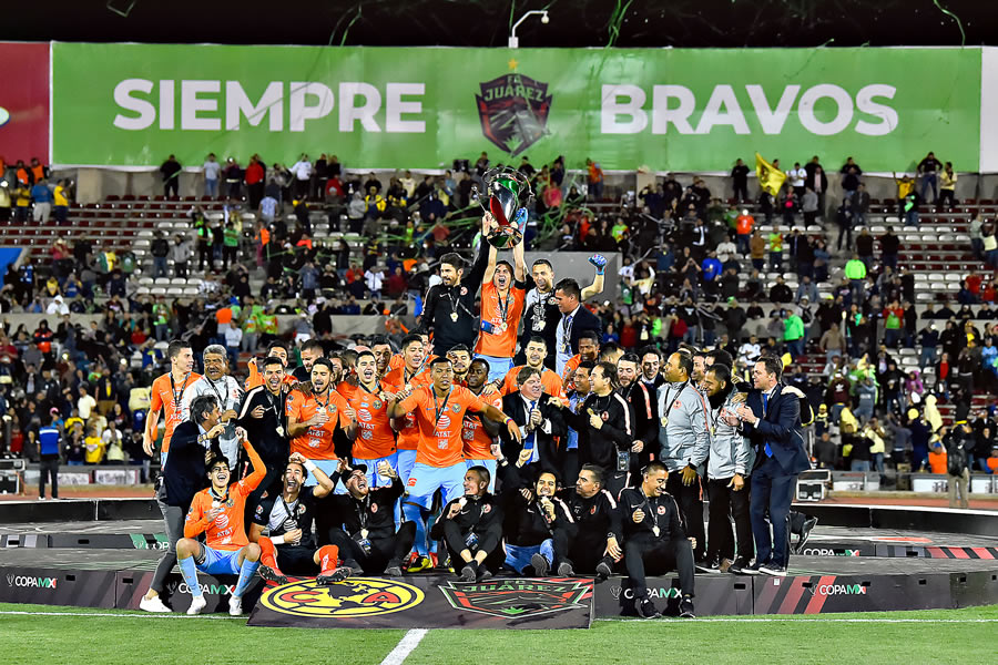 Las Águilas conquistaron la Copa MX después de 45 años de no hacerlo, en abril de 2019. FOTO: Imago7.