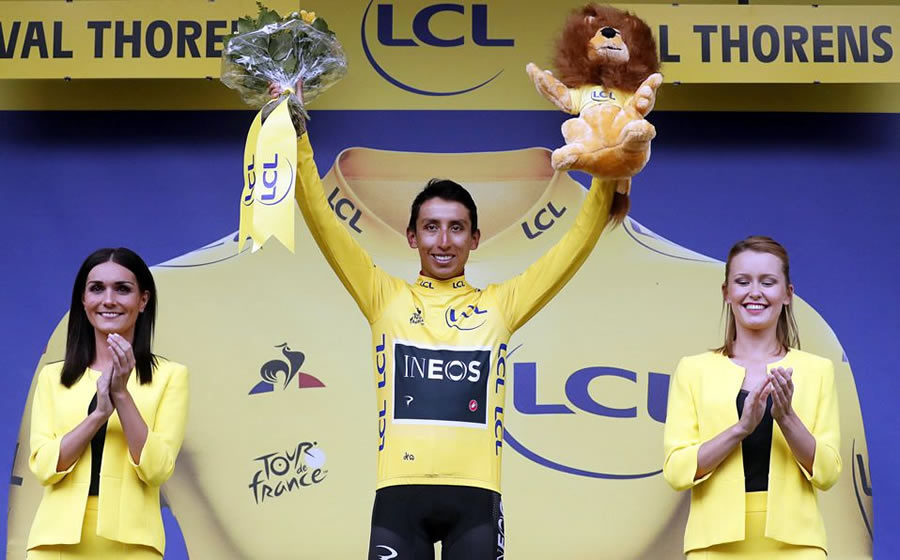En julio de 2019, Egan Bernal se convirtió en el primer latinoamericano en gana el Tour de Francia. FOTO: EFE.