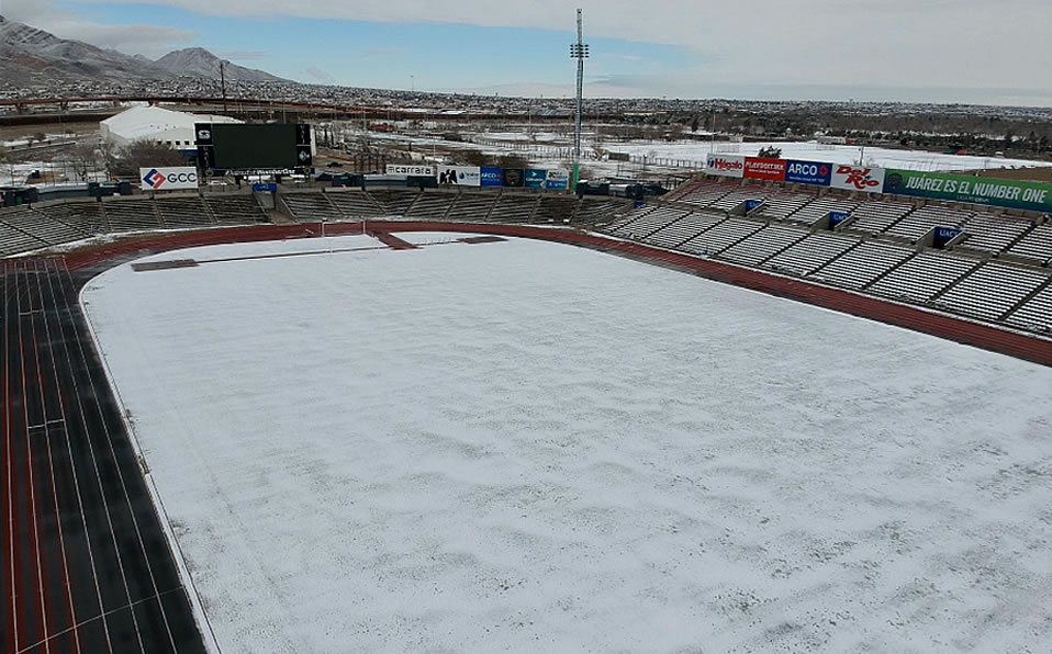 Desde muy temprano la cuenta de los Bravos presumió su estadio pintado de blanco. (fcjuarezoficial)