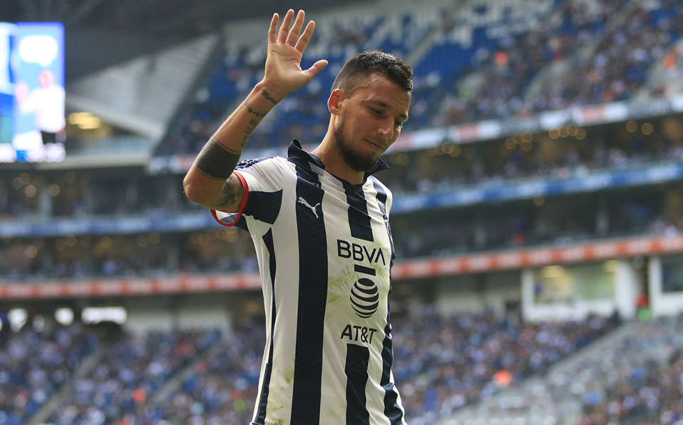 Leonel Vangioni, sin jugar con Rayados al menos un mes por lesión (Imago7)