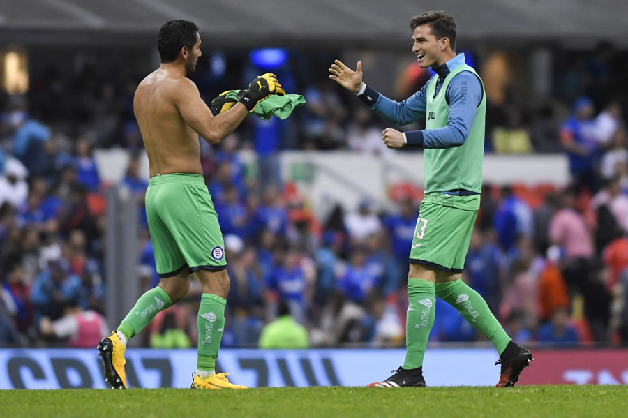 Jesús Corona y Sebastián Jurado, presente y futuro celeste. (Foto: Imago7)