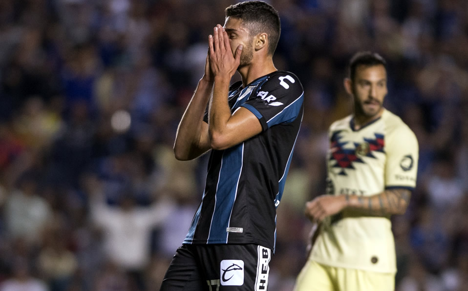 Paolo Yrizar fue quien falló lo que el comentarista Paco Alonso narró muy seguro como gol. (Imago7)