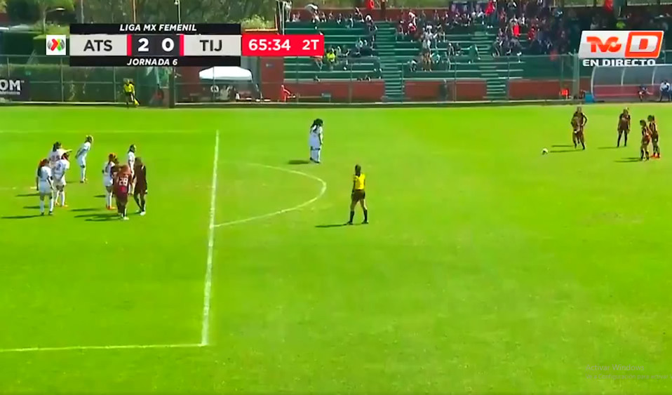 Las Rojinegras se lucieron con tremenda jugada prefabricada en el juego ante Xolos