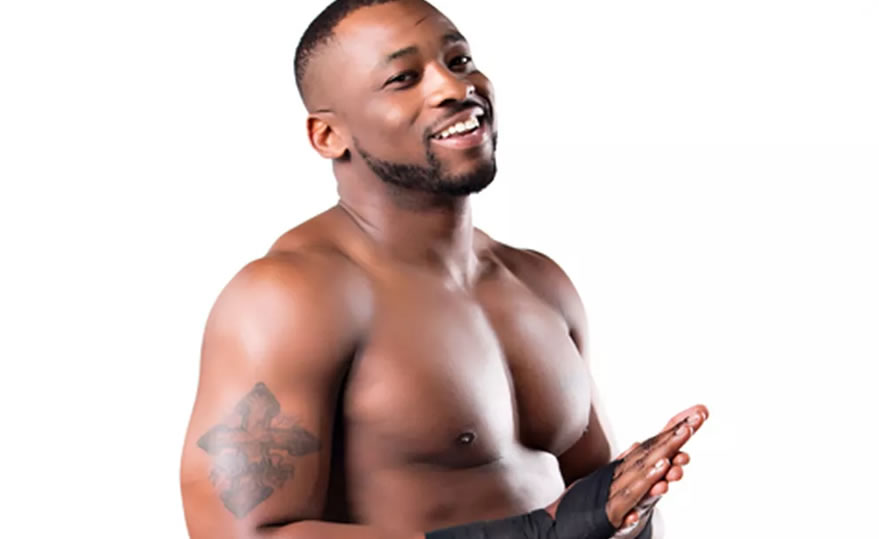 Kenny King: Ayudó a Rush en ROH, por lo que se ganó su amistad. (ROH)