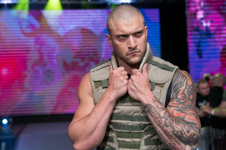 Killer Kross: Fue anunciado como Ingobernable, pero al poco tiempo salió de AAA rumbo a WWE. (AAA)
