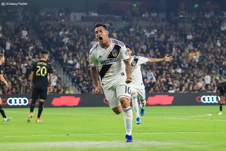 4.- El argentino Cristian Pavon, que milita en el Galaxy, tiene un costo de 12.8 mde. FOTO: @Galaxy