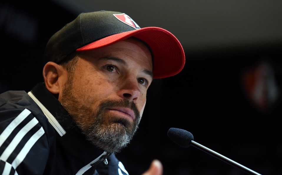Rafael Puente Jr suma una derrota en mismo número de juegos con Atlas. (Imago7)