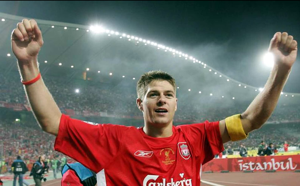 Solo dos años con el Galaxy, pero la carrera de Steven Gerrard siempre fue con el Liverpool entre 1998 y 2015.