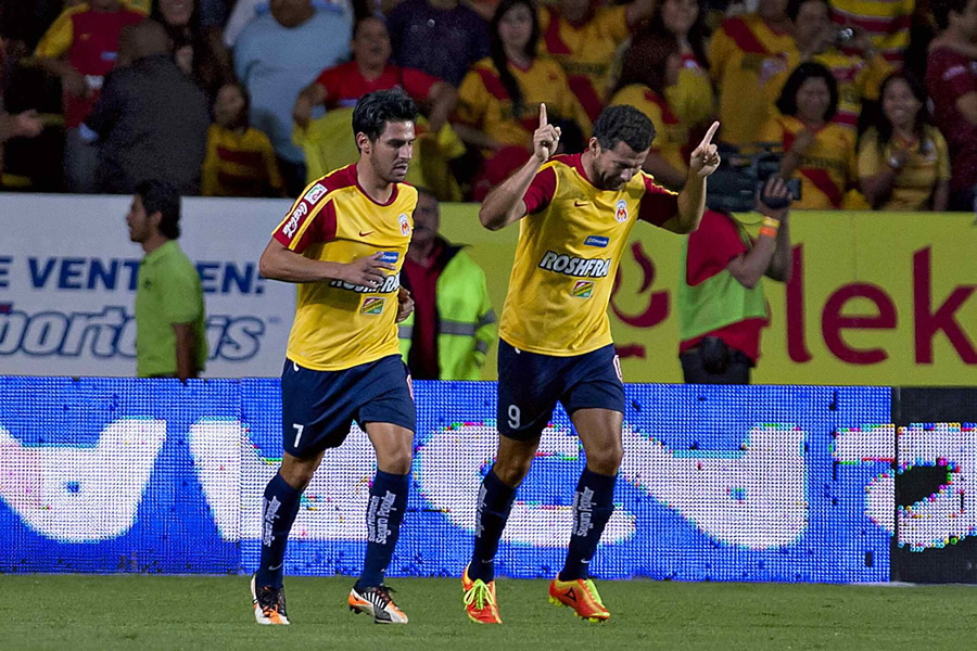 Rafael Márquez y Miguel Sabah en Morelia. (Foto: Mexsport)