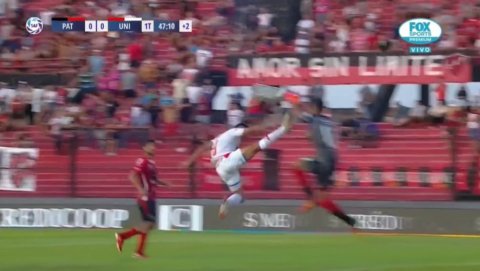 Walter Bou se fue expulsado en el Unión vs Patronato